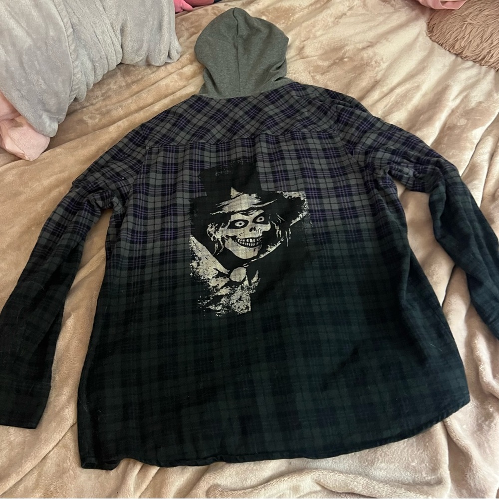Disneyland resort, haunted mansion, flannel, hatbox, ghost - Picture 12 of 12